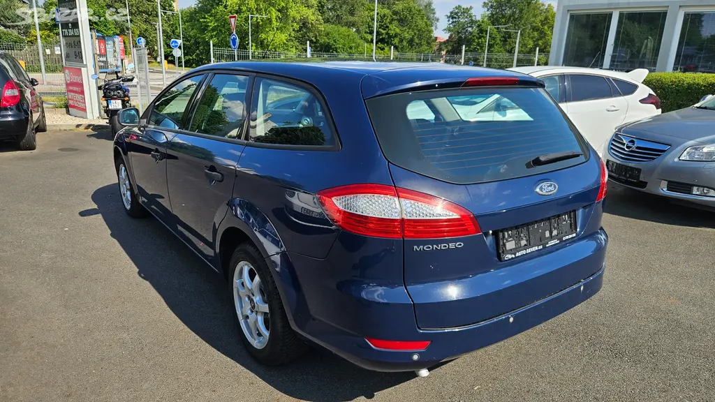 Ford Mondeo 1,6i - fotka 3