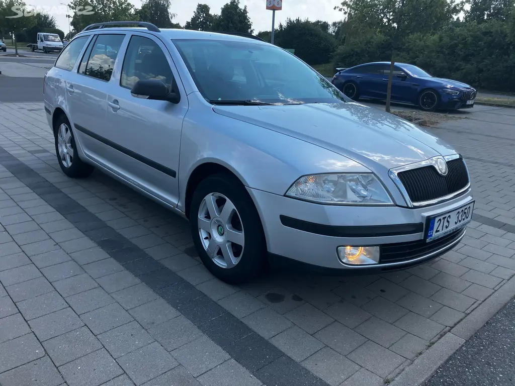 Škoda Octavia combi 2,0 TDI 103kW 09 tažné temp - fotka 2