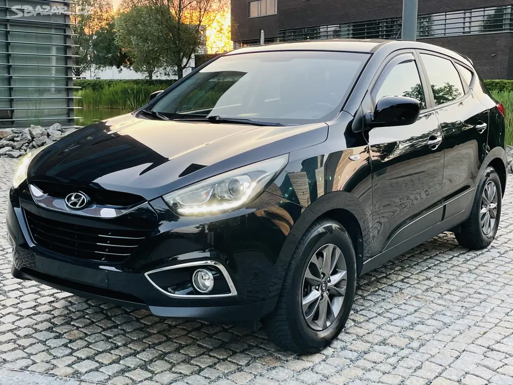 Hyundai ix35, 2.0i AUTOMAT VYHŘEV TAŽNÉ - fotka 5