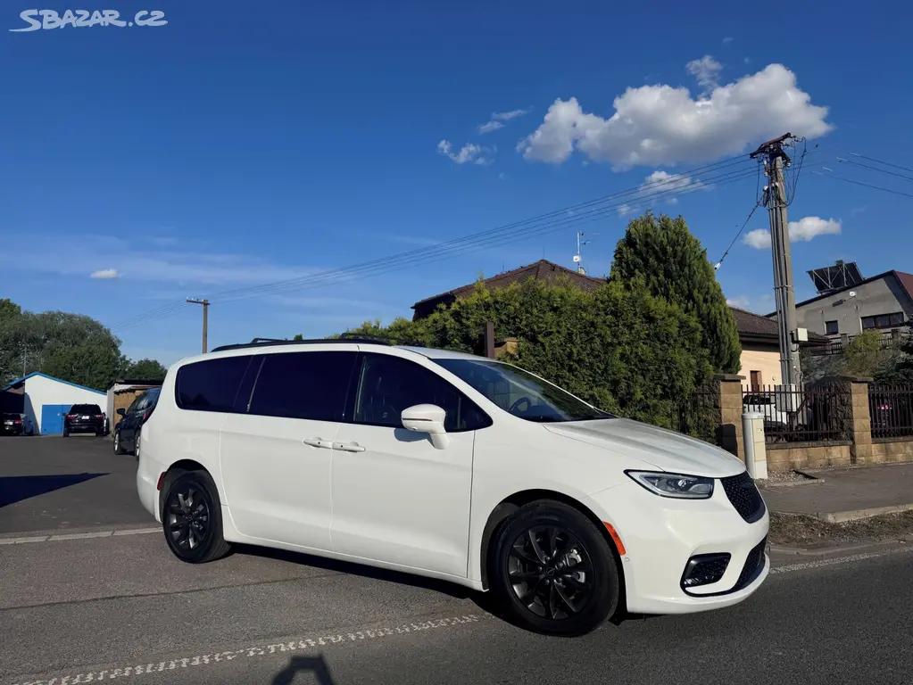 Chrysler Pacifica 3,6 RU Limited DVD Čočka 2021 - fotka 2