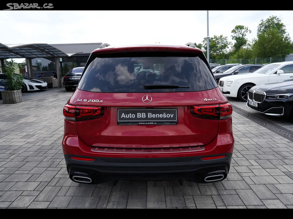 Mercedes-Benz GLB, 200d 4Matic/AMG/AT/150 PS/Led - fotka 5