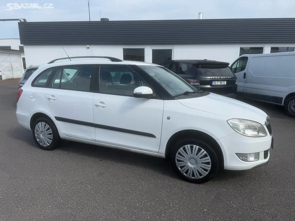 Škoda Fabia 2 kombi 1.2i 51 KW, 2010, NOVÉ ROZVODY - fotka 4