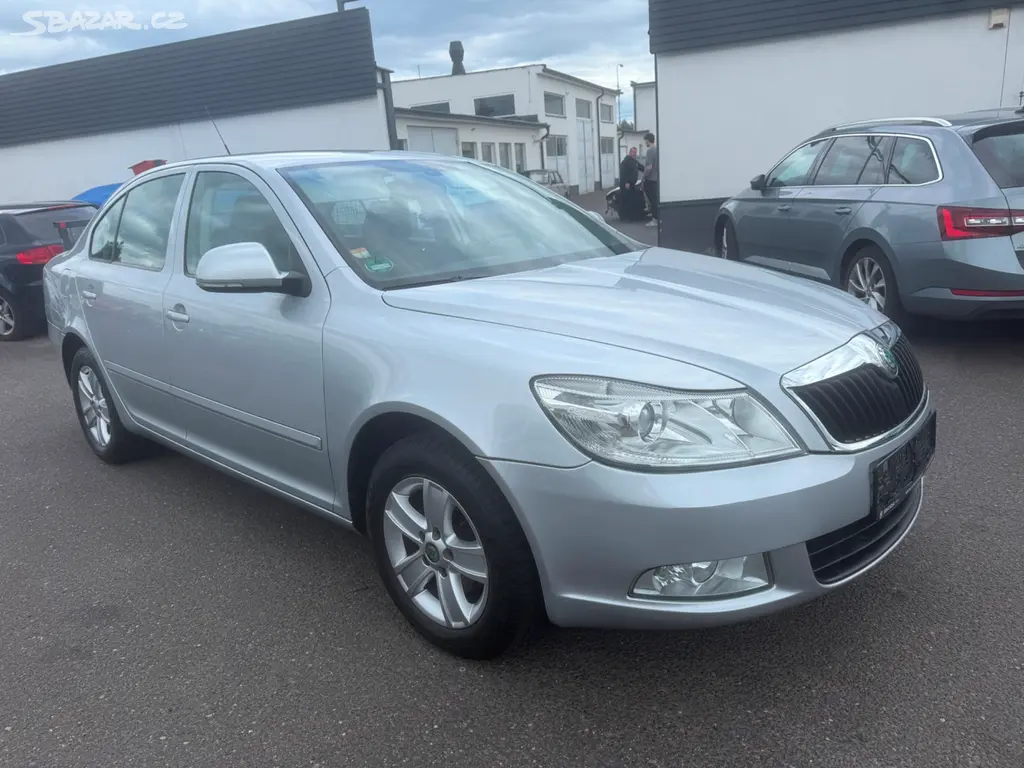 Škoda Octavia 2 facelift 1.2 TSI 77 KW DSG, 2011 - fotka 4