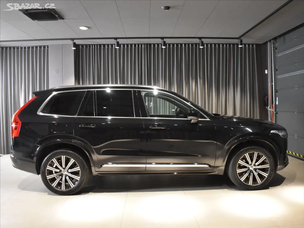 Volvo XC90, 2,0 B5 AWD PLUS - fotka 3