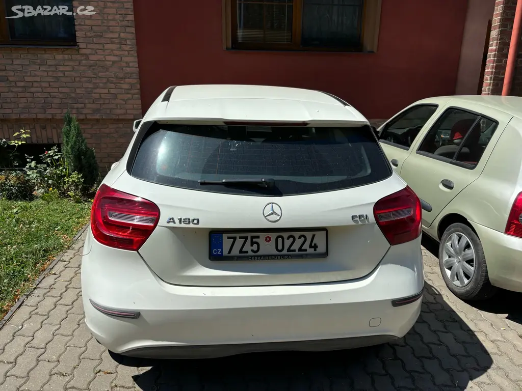 Mercedes A180 - fotka 4