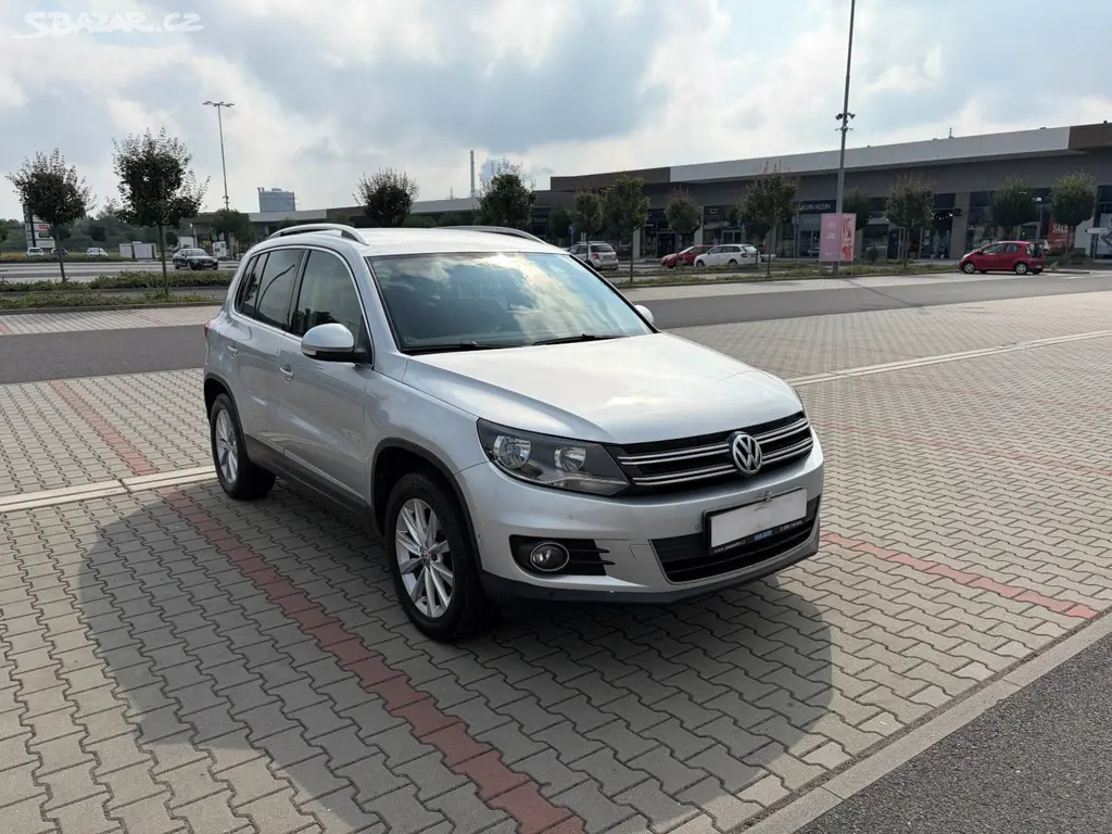 Volkswagen Tiguan 2.0 TDi DSG 4x4 TOP VÝBAVA