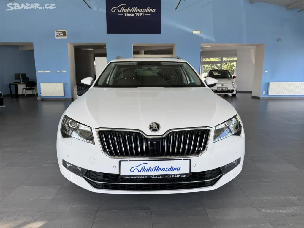Škoda Superb, 2,0 TDI 110kW,SERVISKA,ČR - fotka 2