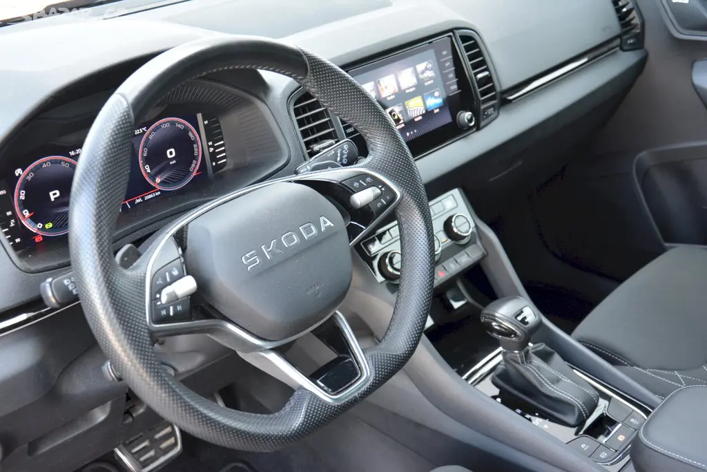 Škoda Karoq, 2.0 TSI 140 KW 4x4 SportLINE D - fotka 6