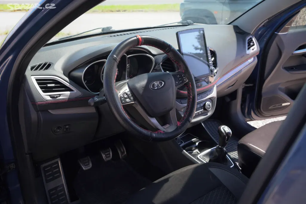 Lada Vesta, Luxe 1.6 16V / 78kW - fotka 2