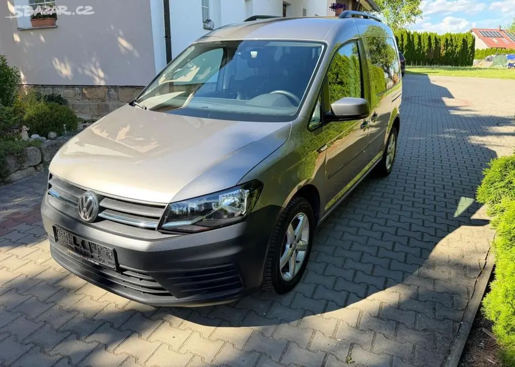 Volkswagen Caddy 1,4TSi/ 92kw 1 Majit. serviska