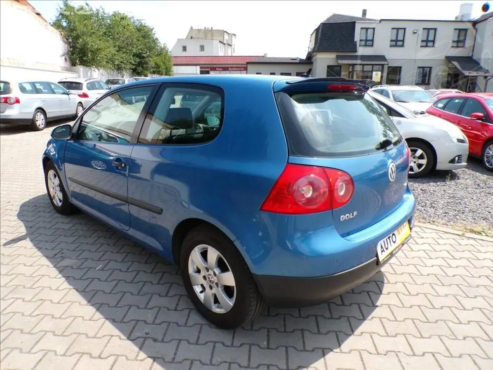 Volkswagen Golf 1,4 FSI DIGI.KLIMA - fotka 3