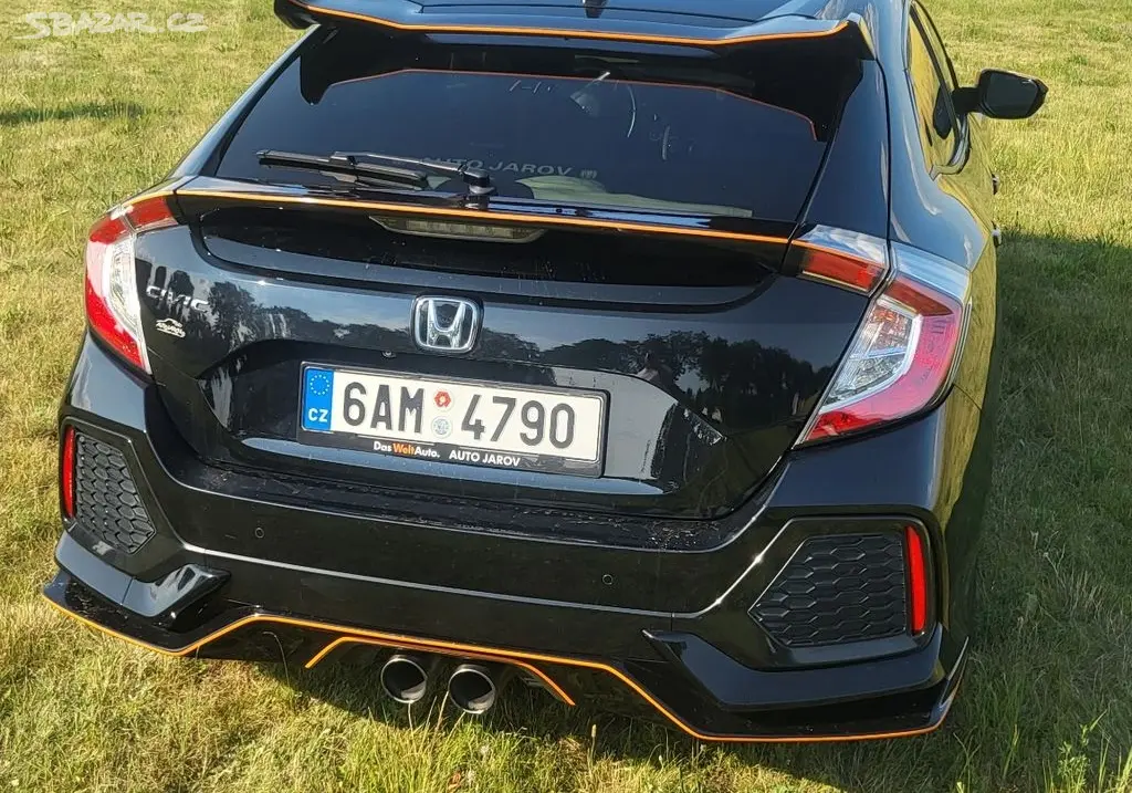 Honda Civic, 1.5 Turbo Sport - fotka 3