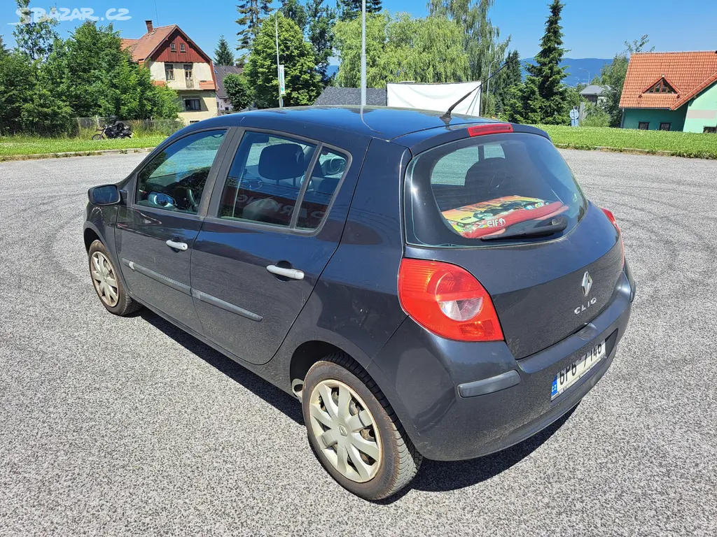 Renault Clio 3 - fotka 2