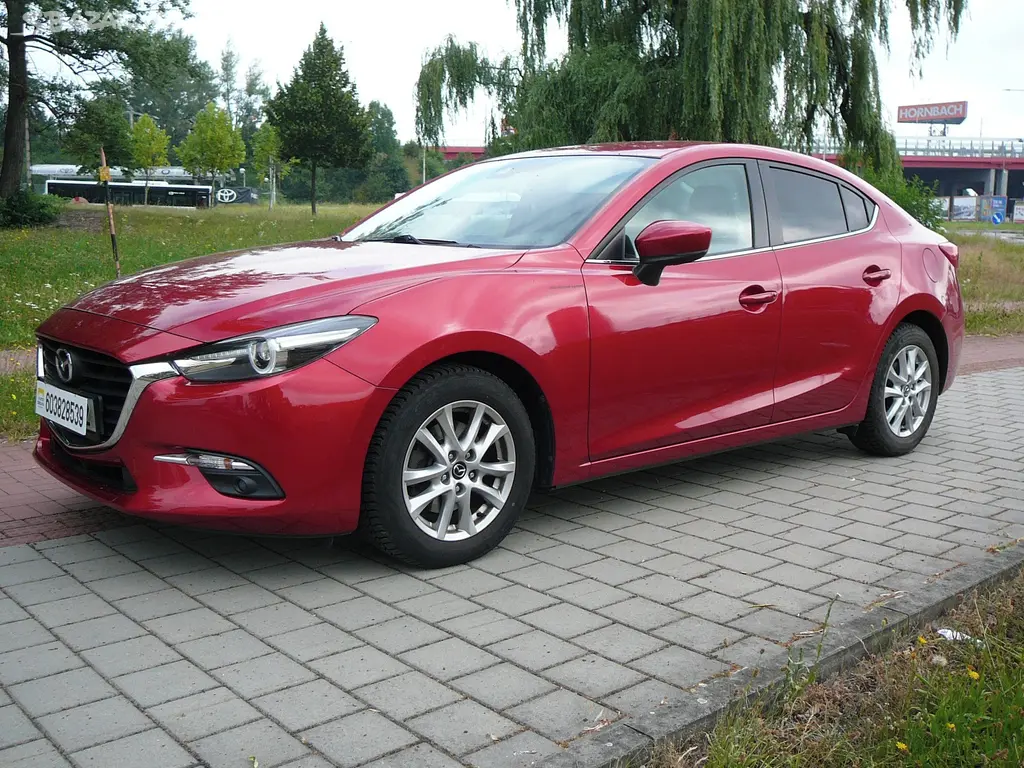 Mazda 3, 20i 88kW ČR 1MAJ 28000KM!!! - fotka 2