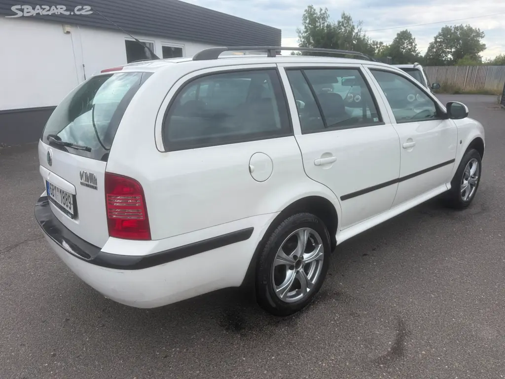 Škoda Octavia TOUR 1.9 TDI 74 KW, 2010 - fotka 5