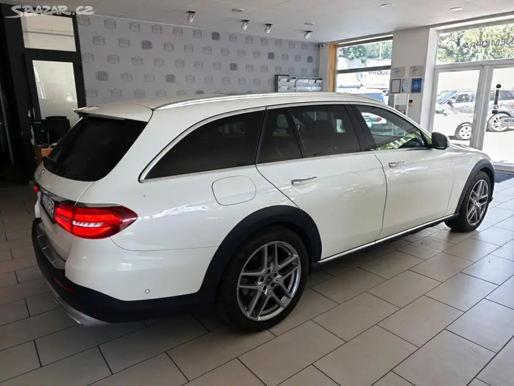 Mercedes-Benz Třídy E, E220CDI All-terrain TOP VÝBAVA - fotka 5