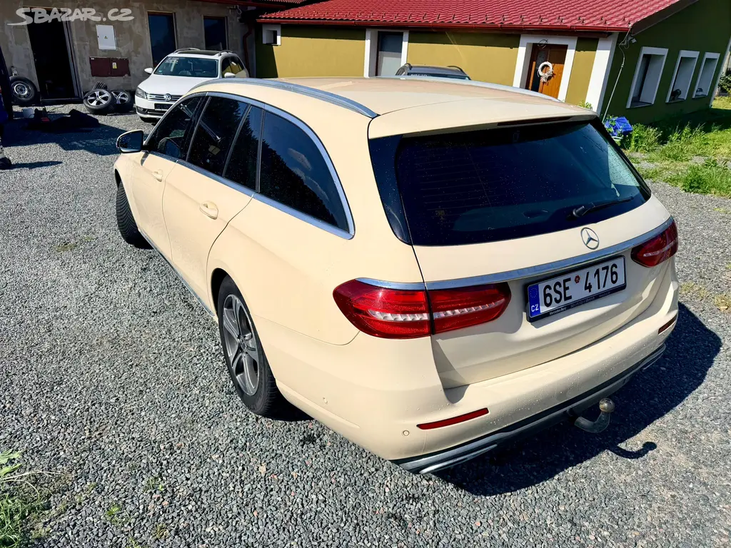Mercedes E200 cdi Kombi Top výbava - fotka 3