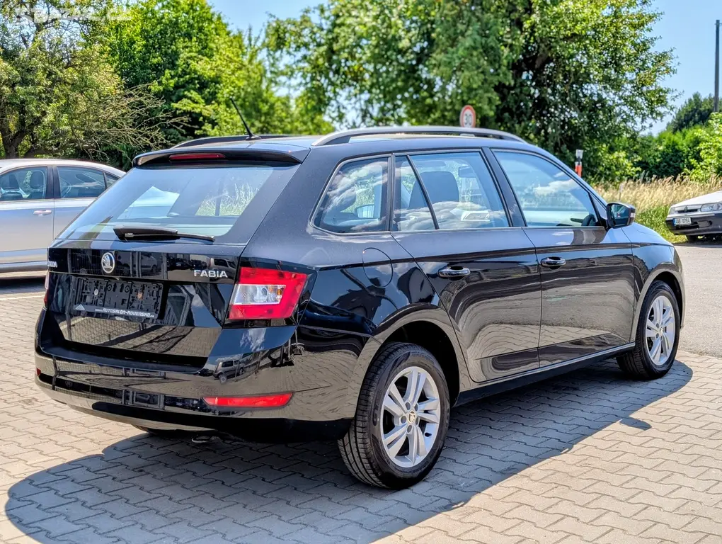 ŠKODA FABIA III COMBI 1.0MPi 55kW 2019 KAMERA - fotka 4