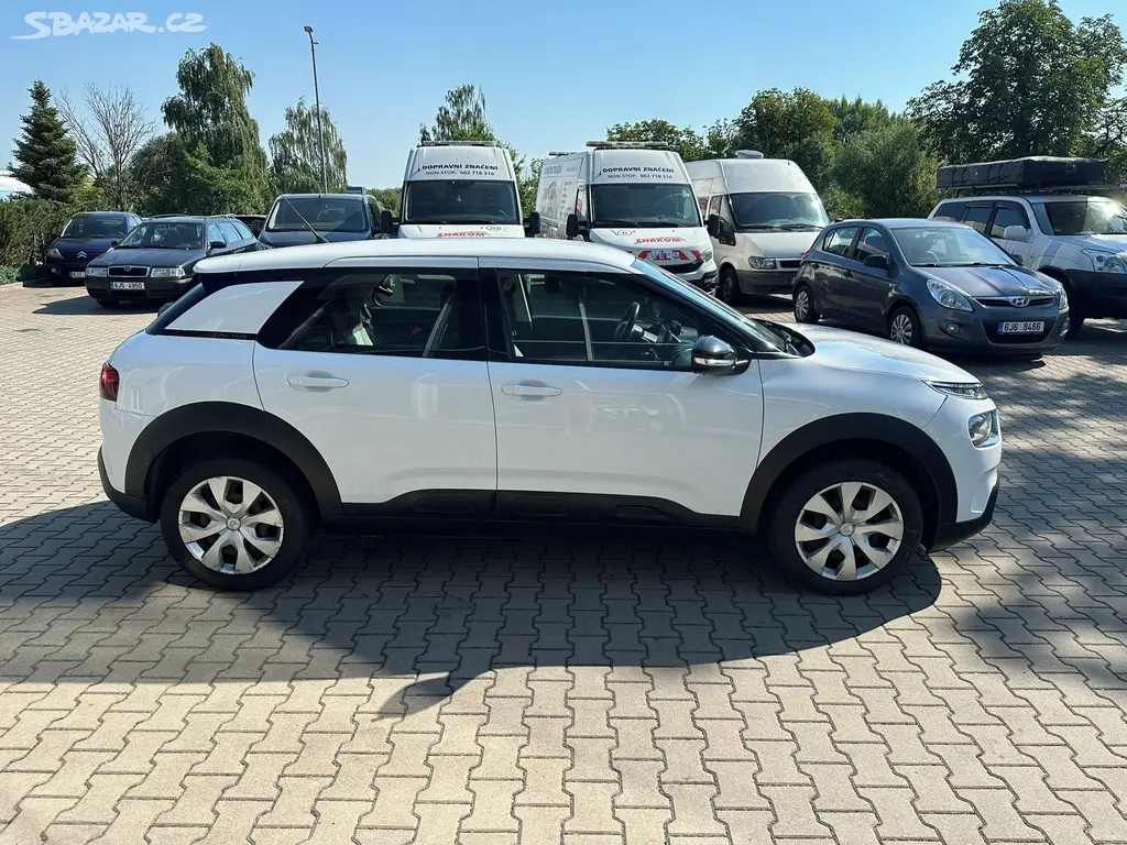 Citroën C4 Cactus, 1,2i 81kW - fotka 6