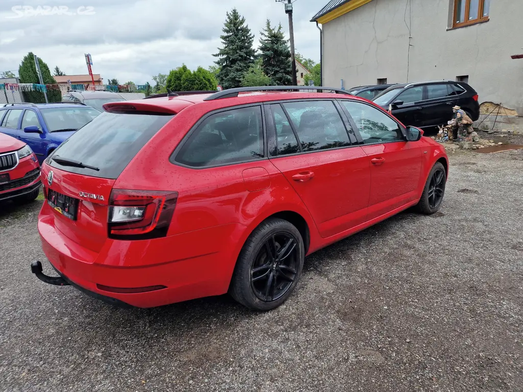 Škoda OCTAVIA 3 Combi 1,6TDI DRIVE 85KW TAŽNÉ - fotka 4