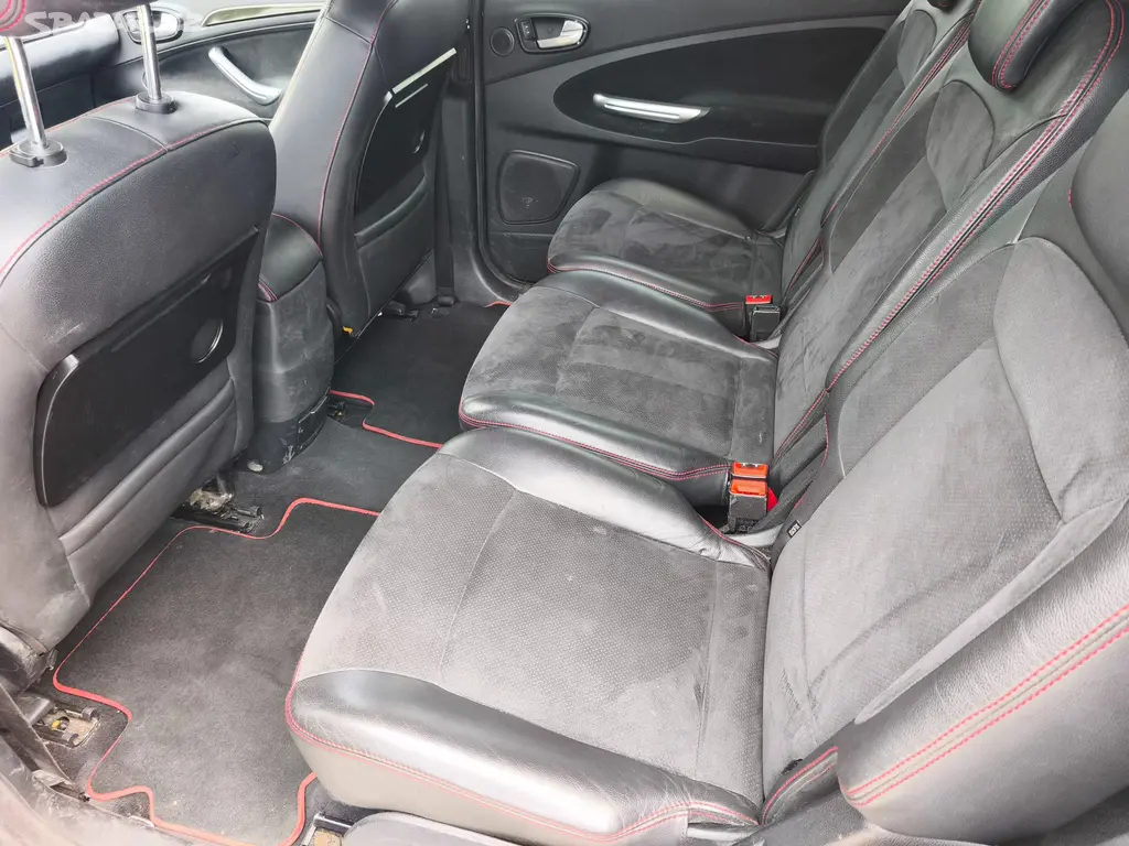 Ford S-Max Titanium S - fotka 5