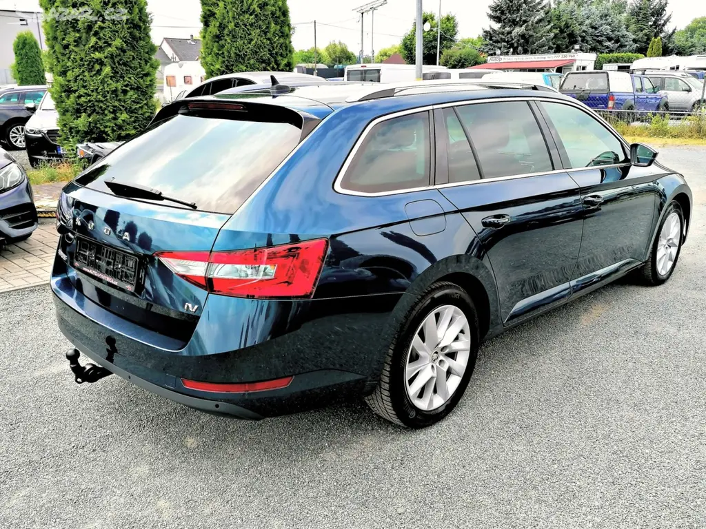 Škoda Superb, IV 1.4 TSi PHEV 160kW - fotka 4