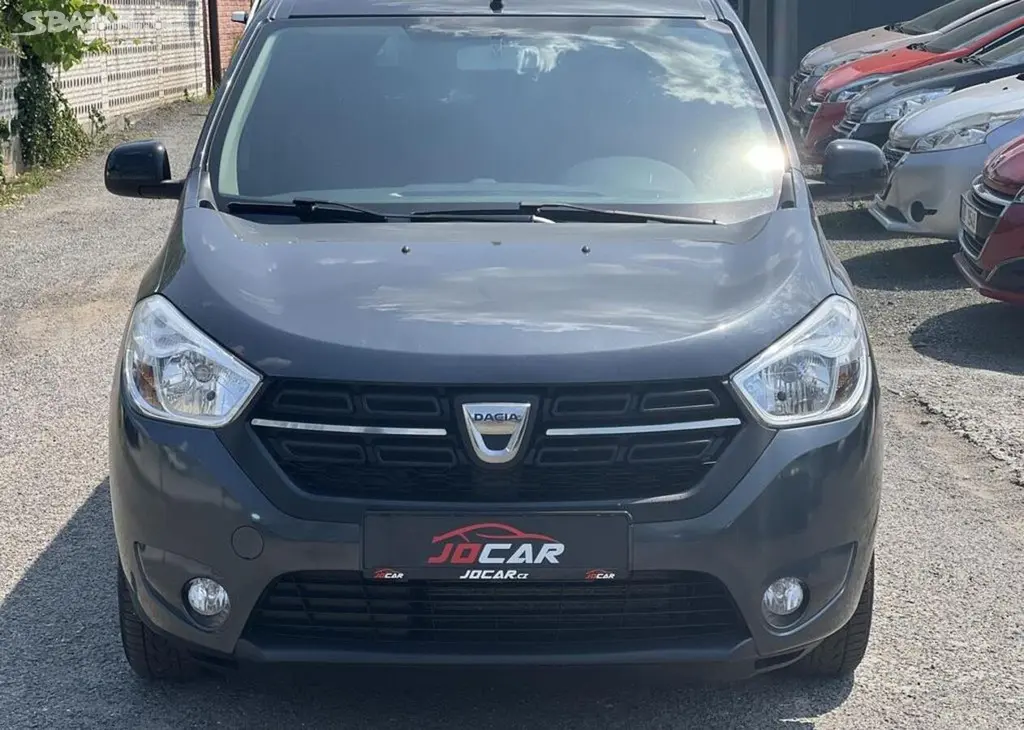 Dacia Lodgy 1.6SCe LPG TAŽNÉ PŮVOD ČR manuální - fotka 2
