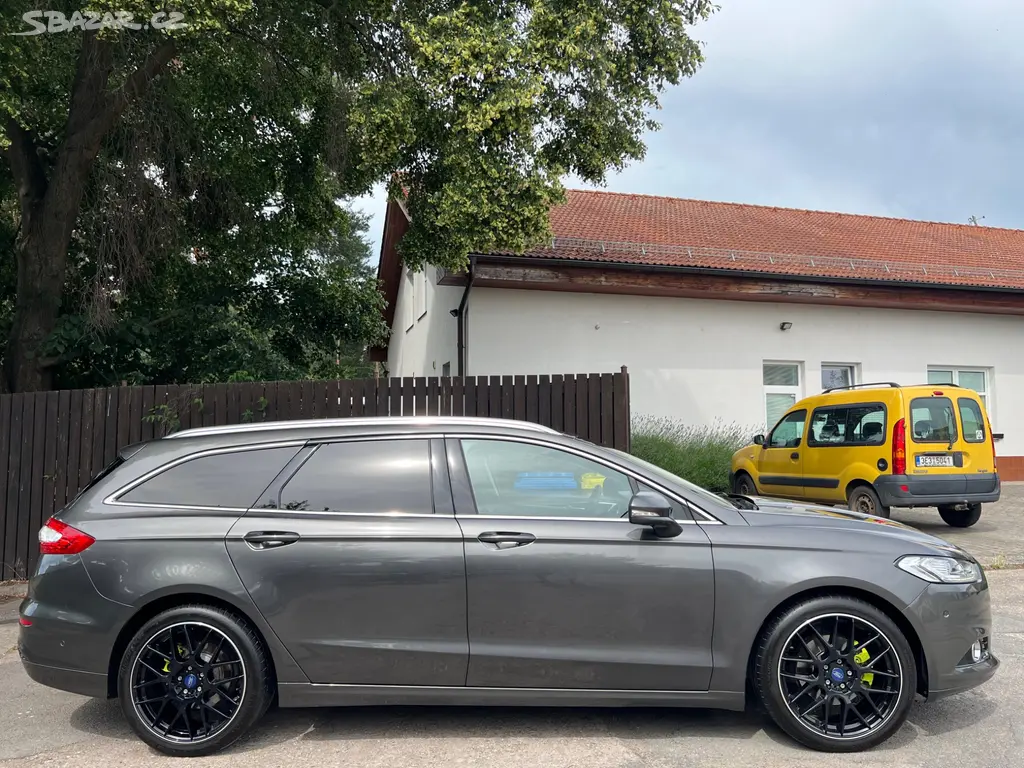 FORD MONDEO MK5 KOMBI 2.0TDCi TITANIUM FullLED - fotka 6