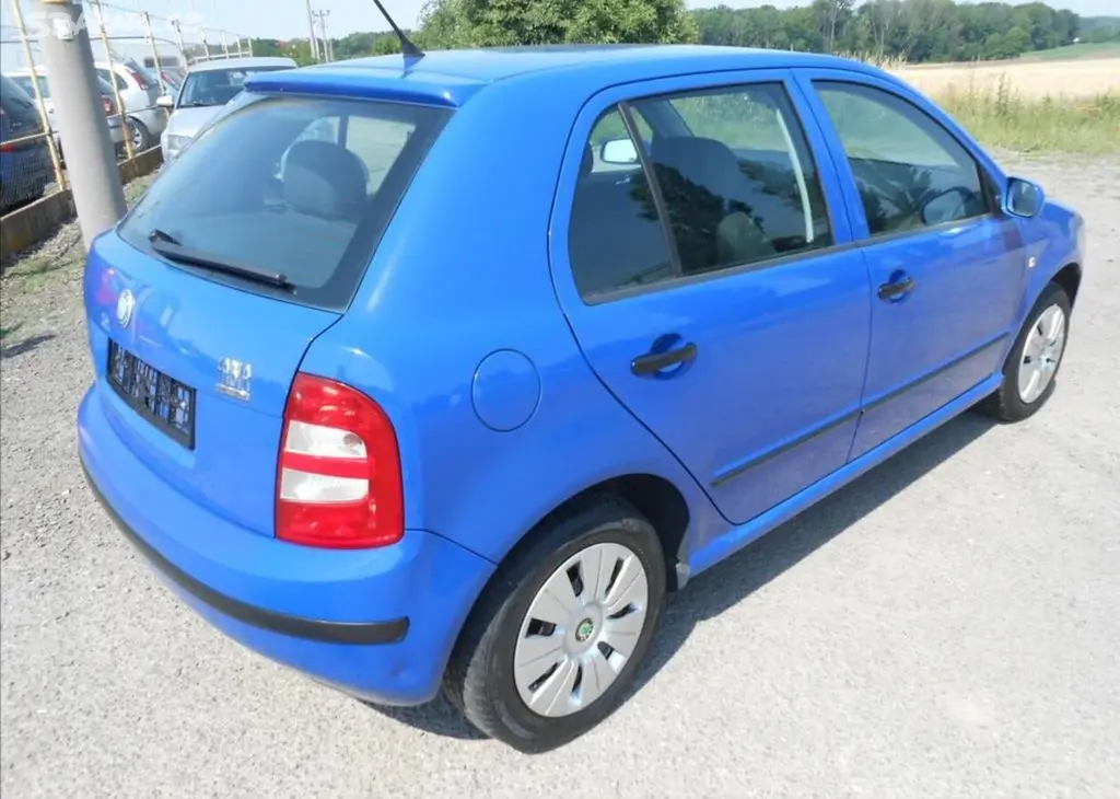 Škoda Fabia 1,4 i 16 V 55 kW Serviska benzín - fotka 3