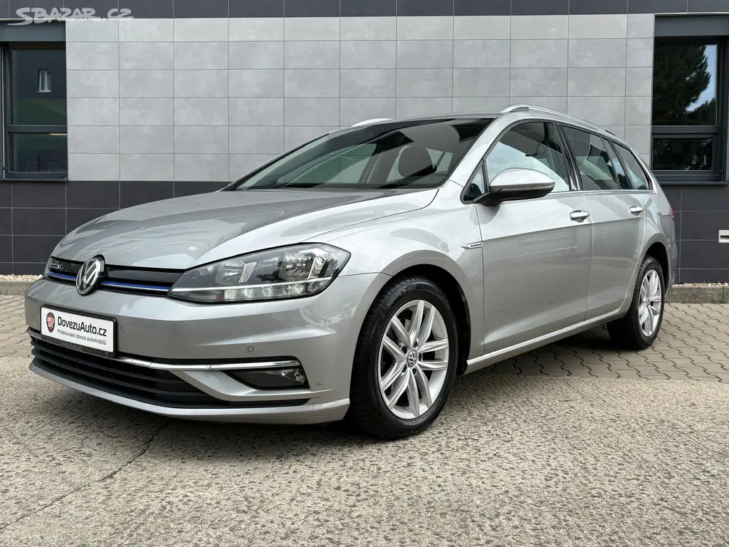 Volkswagen Golf Variant, 1.4TGI 81 kW Highline ČR,1.MAJ