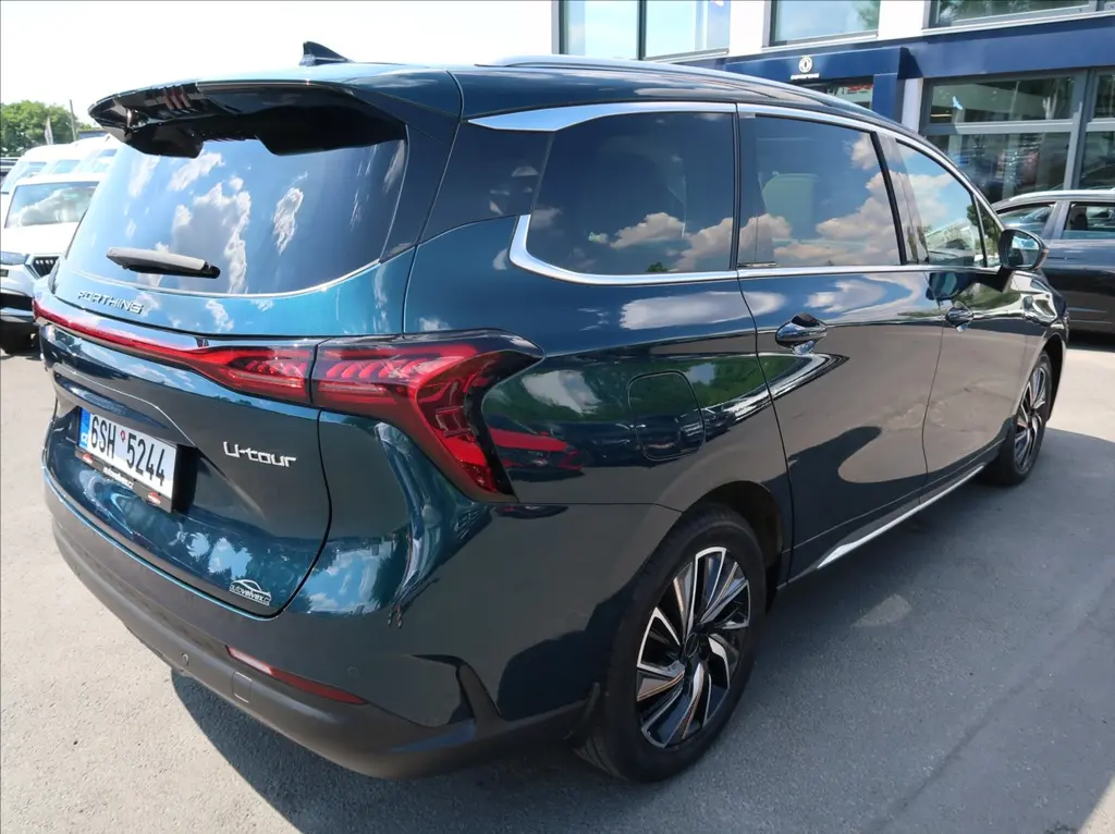 Dongfeng U-Tour, 1,5 T,130kW,1majČR,ExclusiveFR - fotka 3