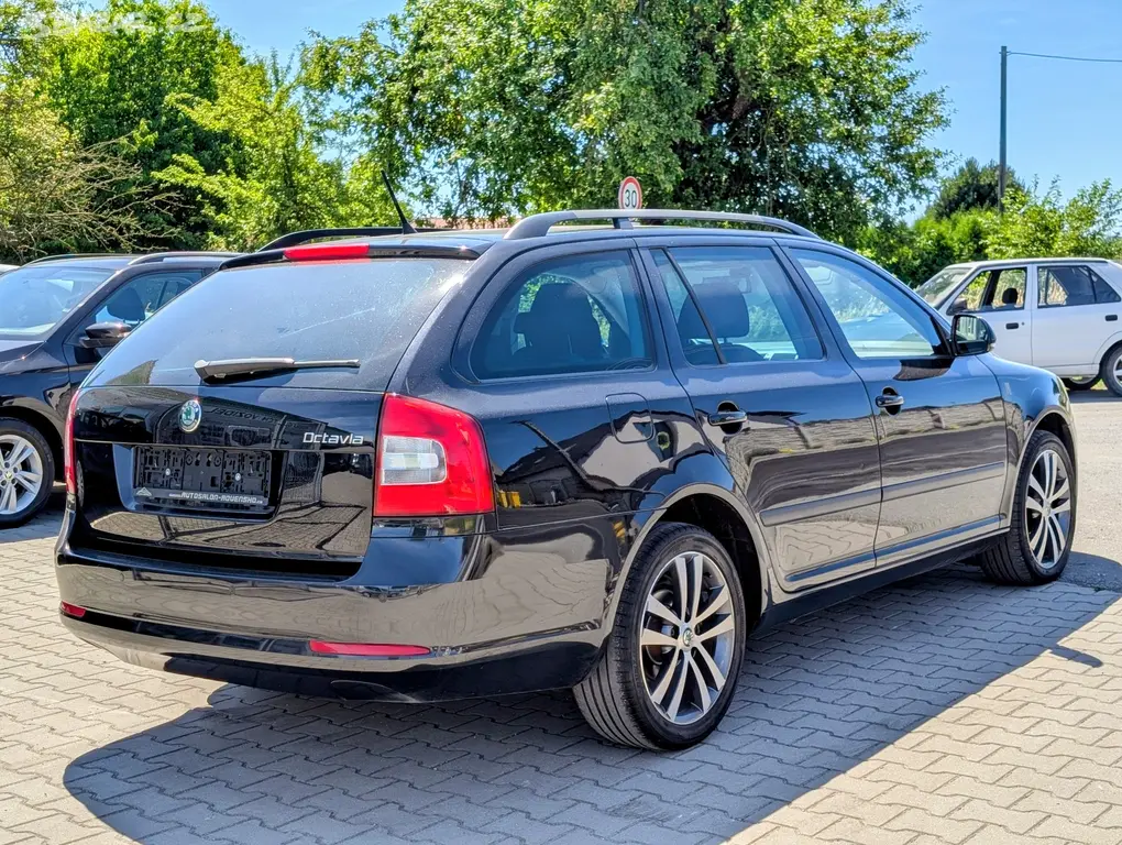 ŠKODA OCTAVIA II COMBI 1.2TSi 77kW 2013 STYLE - fotka 3