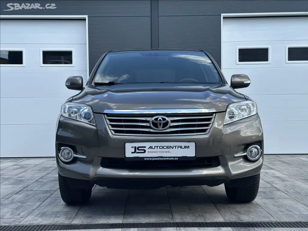 Toyota Rav4, 2,0 158PS Life A/T 4x4 - fotka 4