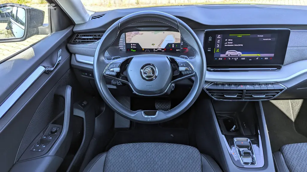 Škoda Octavia iV 1.4TSI 150kW DSG, Matrix, Kamera - fotka 4