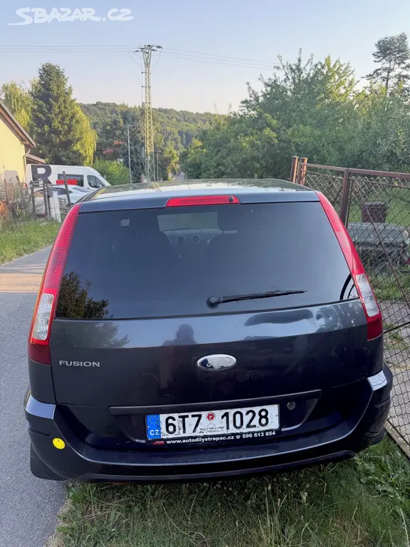 Ford Fusion 1,4 / 59kw - STK 5/27 - fotka 2