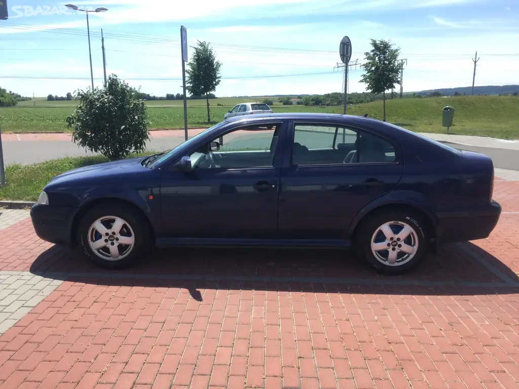 Škoda Octavia 1 - fotka 5