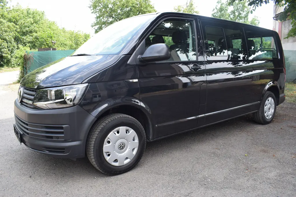 Volkswagen Transporter 2,0 TDi DSG LONG,PO SERVISU
