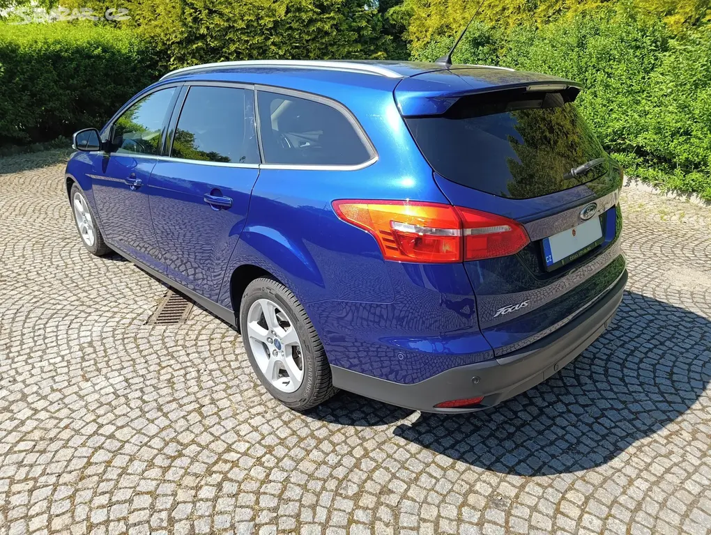 Ford Focus 1.5 TDCi 88kw Titanium - fotka 5