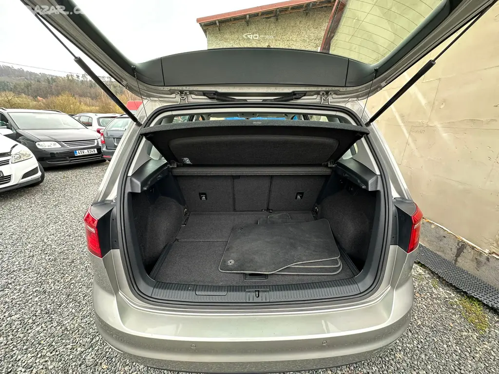 Volkswagen Golf Sportsvan 1.6 TDI, servisní kniha - fotka 6