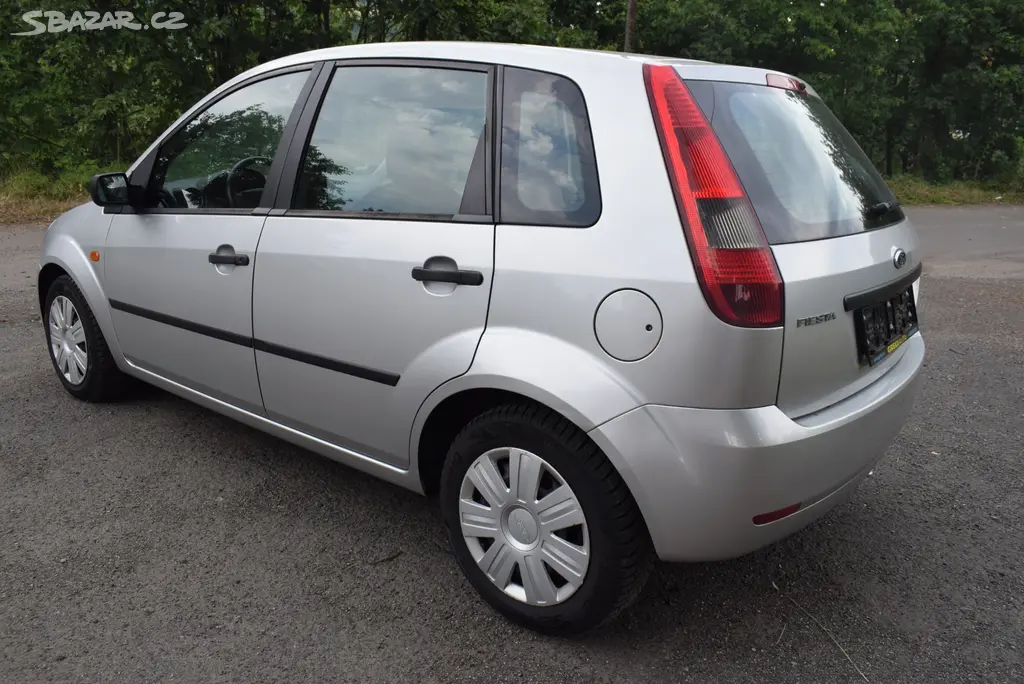 Ford Fiesta 1,4 i BEZ KOROZE,PO STK - fotka 4
