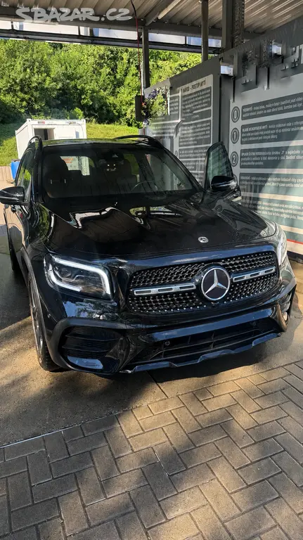 Mercedes-Benz GLB 250 4MATIC