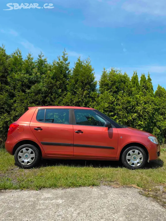 Škoda Fabia II 1.2i 51kw rok 2009 STK 05/2028 - fotka 3