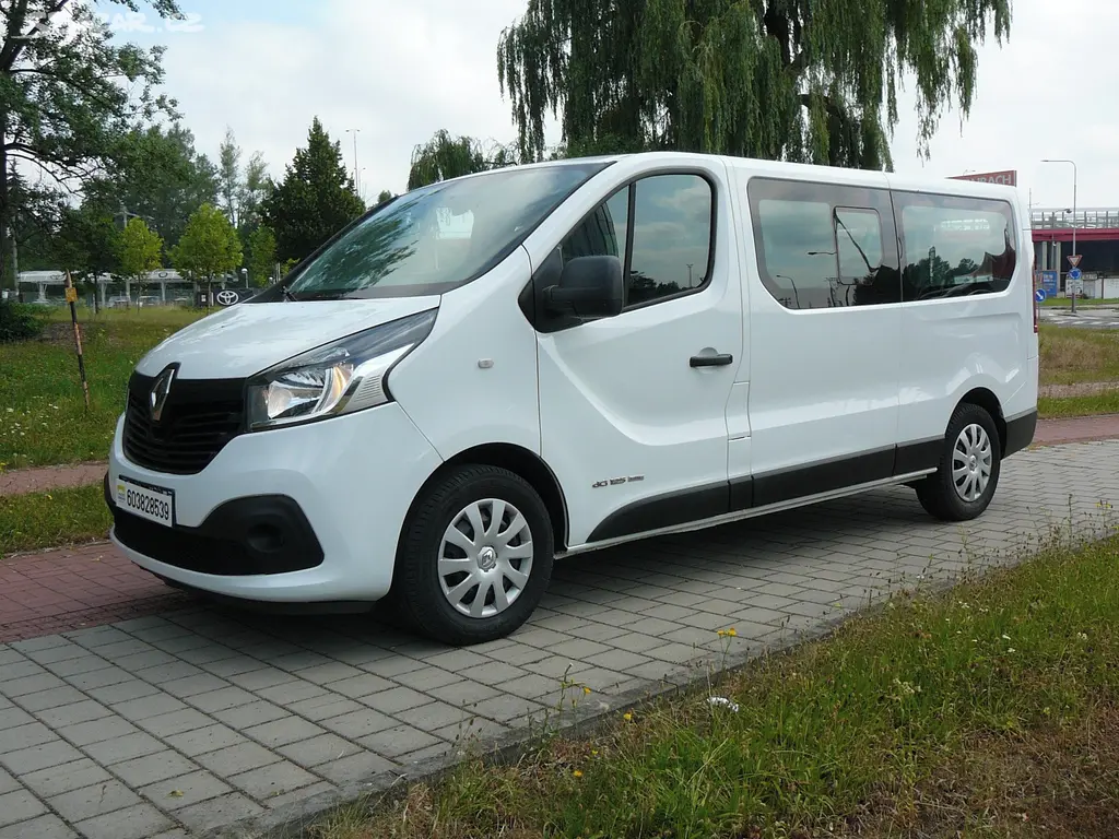Renault Trafic, 16DCi 92kW 9-Míst L2H1 - fotka 2