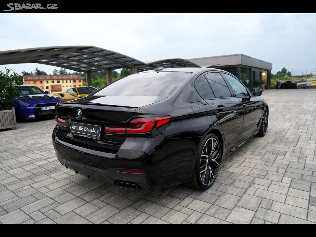 BMW Řada 5, M550i xDrive/Lasery,HUD/530PS - fotka 6