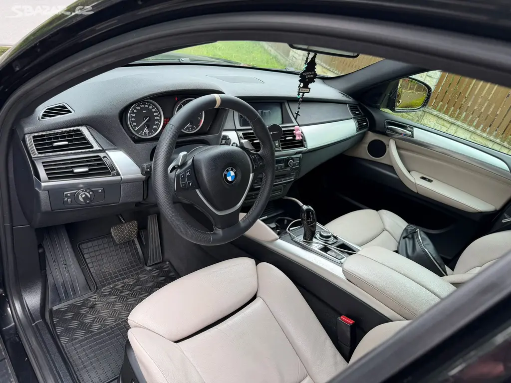 BMW X6 - fotka 5