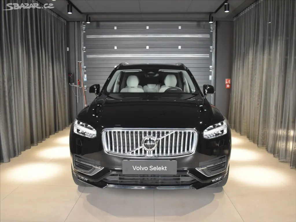 Volvo XC90, 2,0 B5 AWD PLUS - fotka 6
