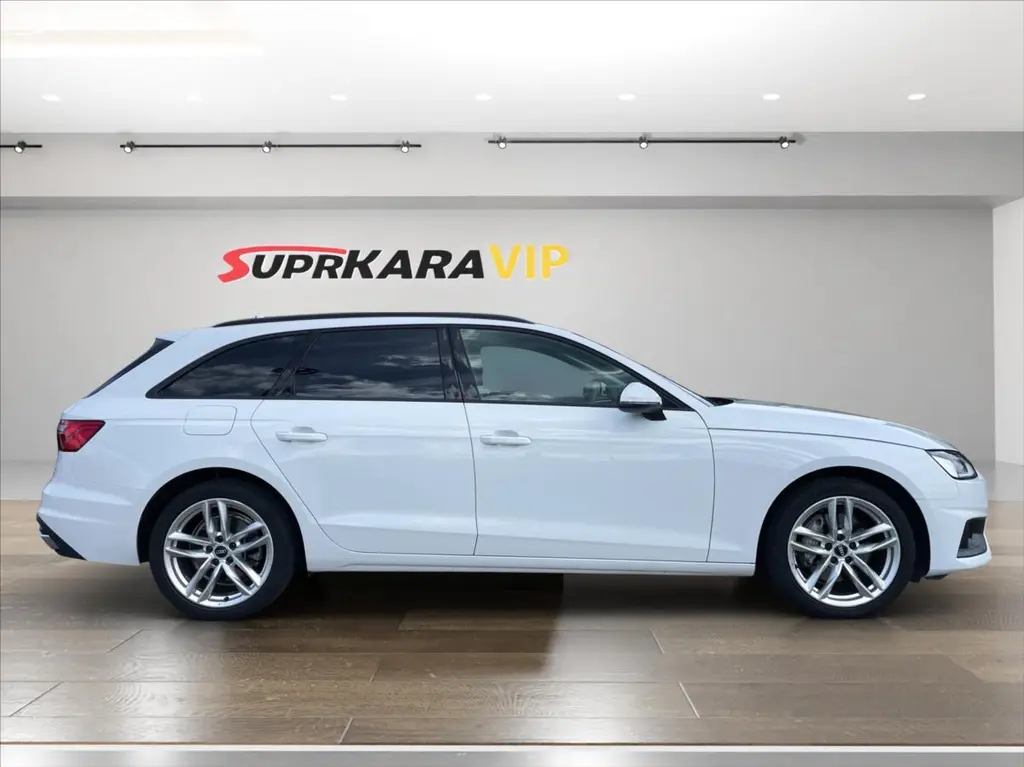 Audi A4 Avant, 40 TDi Sport S-Tronic Quattro - fotka 4