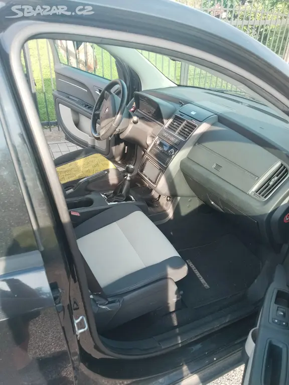 Dodge Journey - fotka 3