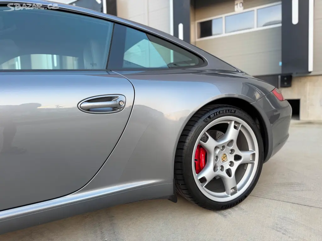 Porsche 911 Carrera S 997.1 - fotka 4