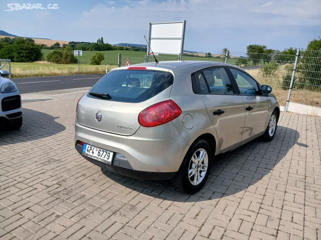 Fiat Bravo 1,4 16V Nová TK 06/2028 Původ ČR - fotka 5